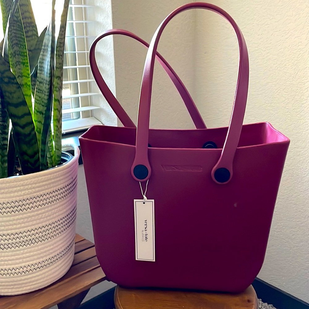 New Versa Lightweight Versatile Tote Maroon Color